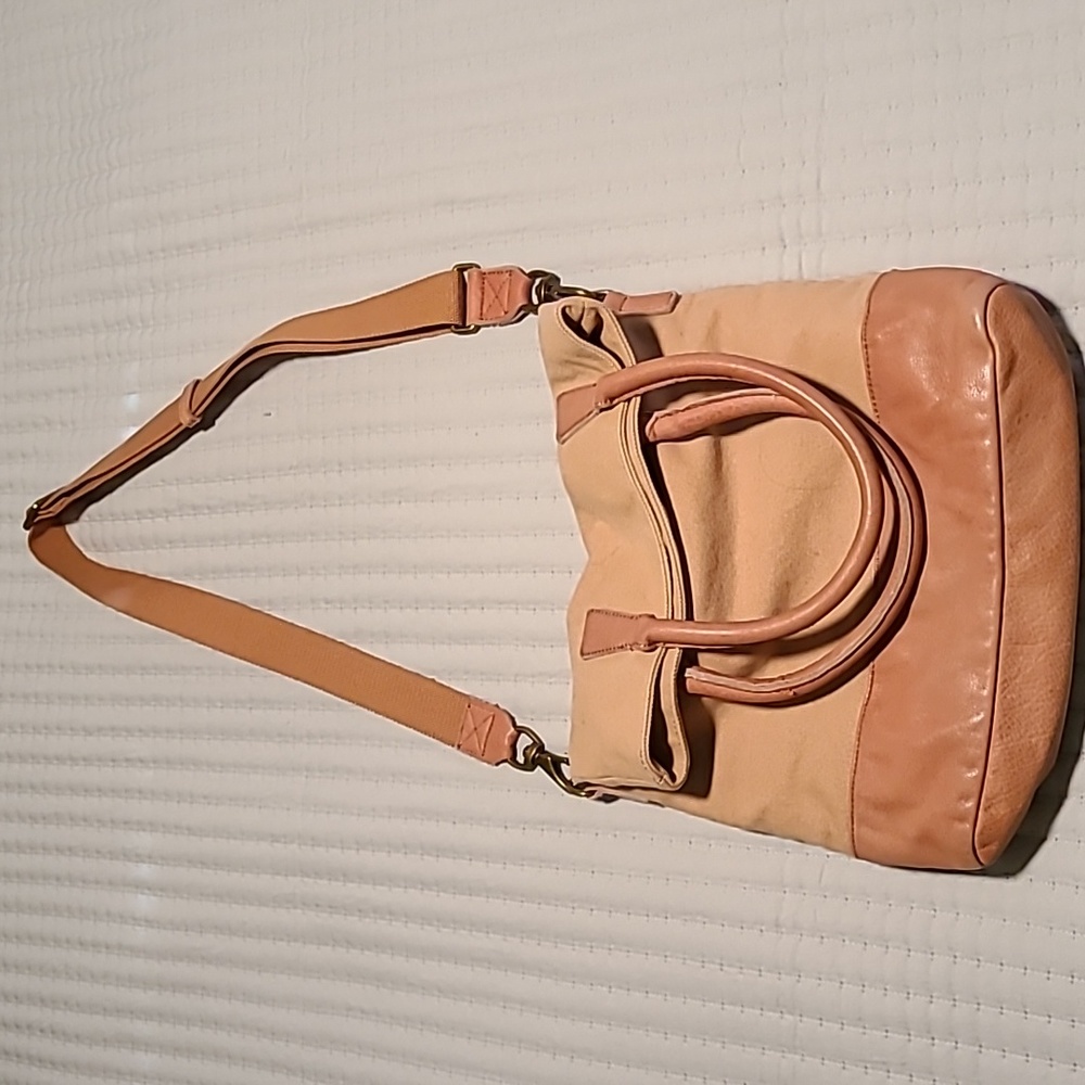 Margot -Foldover Zip Crossbody